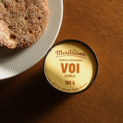 Meriläisen voi leivän kanssa